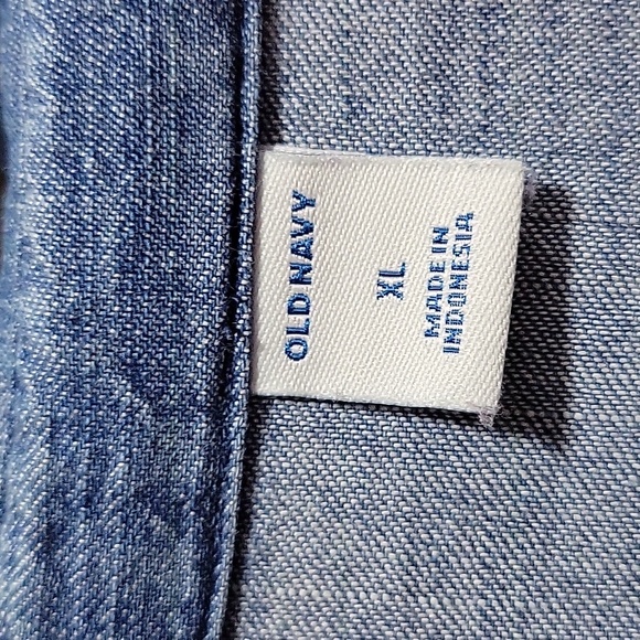 EUC- Old Navy Chambray 100% Cotton Denim Shirt Dress w/Quarter Button Placket - Picture 3 of 6